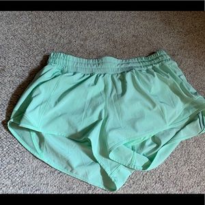 Lululemon Hotty Hot short